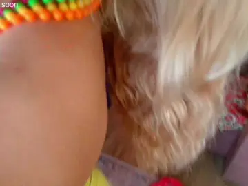 Kriszayka  live sex cam