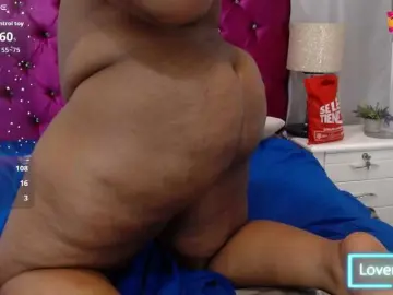 Lakey-Gi  live sex cam