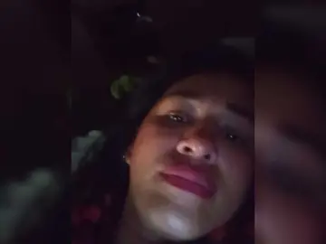 Letty33  live sex cam