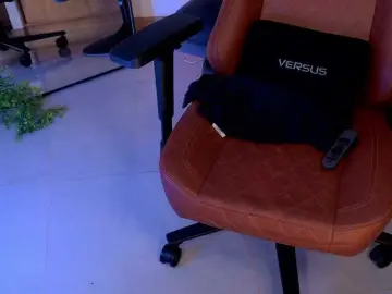 LisaMonroe  live sex cam