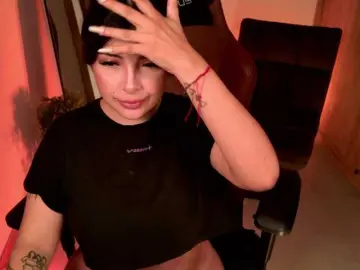 LisaMonroe  live sex cam