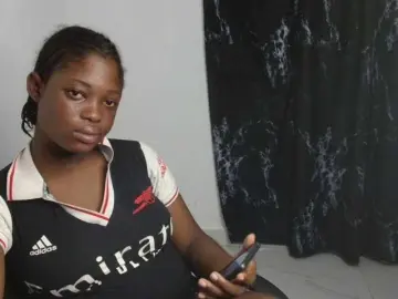 Nasty-fatpussyy  live sex cam