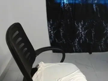 Nasty-fatpussyy  live sex cam
