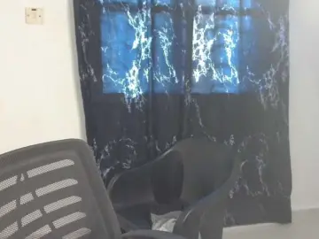 Nasty-fatpussyy  live sex cam