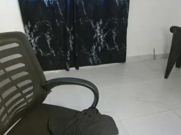 Nasty-fatpussyy  live sex cam