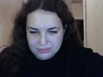 Vlada-13  live sex cam