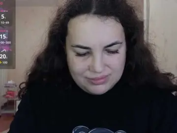 Vlada-13  live sex cam