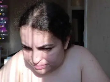 Vlada-13  live sex cam