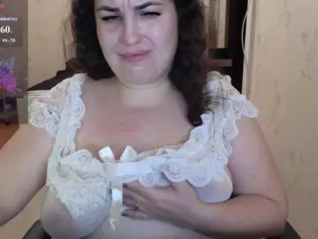 Vlada-13  live sex cam