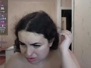 Vlada-13  live sex cam