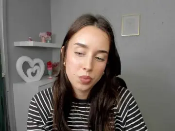 AdeleLive  live sex cam
