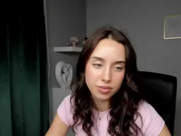 AdeleLive  live sex cam