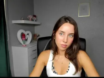 AdeleLive  live sex cam