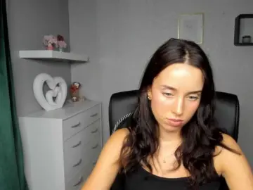 AdeleLive  live sex cam