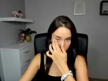 AdeleLive  live sex cam