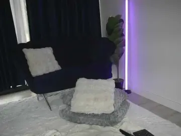 ChrystalCade  live sex cam