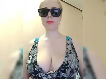 DashaKisa951  live sex cam