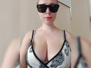 DashaKisa951  live sex cam
