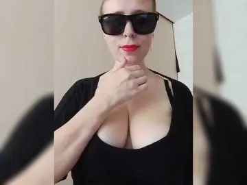 DashaKisa951  live sex cam