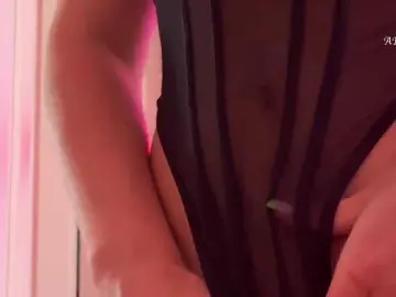 Koketka  live sex cam