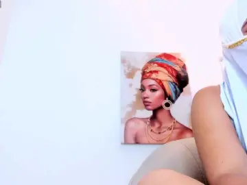 Layla-arabelle  live sex cam