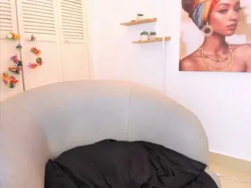 Layla-arabelle  live sex cam