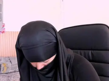 Layla-arabelle  live sex cam