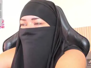 Layla-arabelle  live sex cam