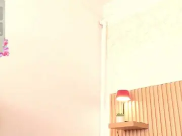 Layla-arabelle  live sex cam