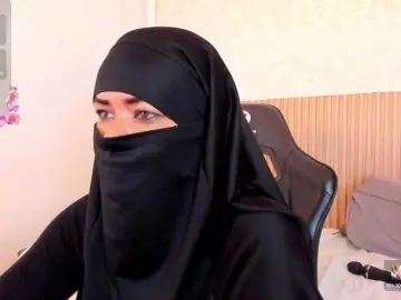 Layla-arabelle  live sex cam