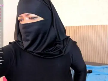 Layla-arabelle  live sex cam