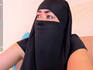 Layla-arabelle  live sex cam