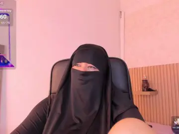 Layla-arabelle  live sex cam