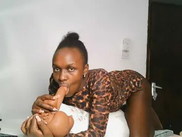 MissEbonyZ  live sex cam