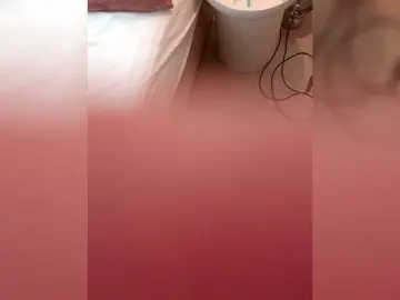 MoaningKitty23  live sex cam