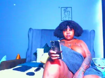 PearBlu38  live sex cam