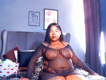 PearBlu38  live sex cam