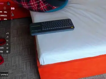 VallerieJones  live sex cam