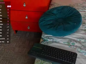 VallerieJones  live sex cam