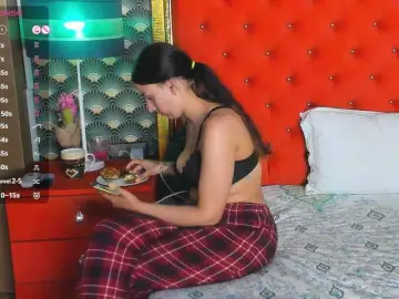 VallerieJones  live sex cam