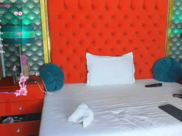VallerieJones  live sex cam