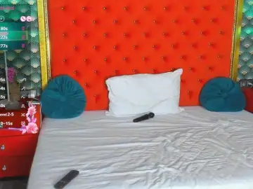 VallerieJones  live sex cam