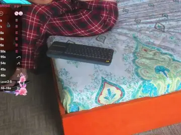 VallerieJones  live sex cam