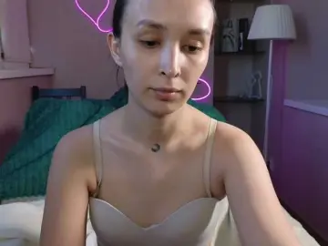 Dlllvi  live sex cam