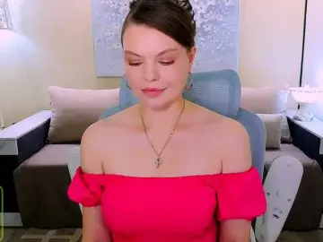 AureliaFly  live sex cam