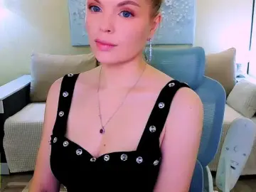 AureliaFly  live sex cam