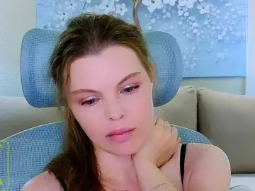 AureliaFly  live sex cam