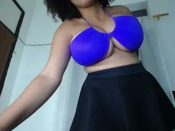 Bignaturalboobs  live sex cam