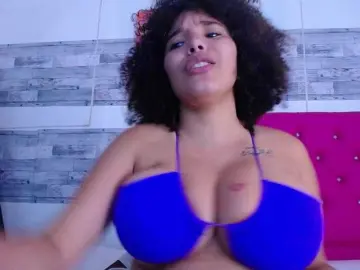 Bignaturalboobs  live sex cam