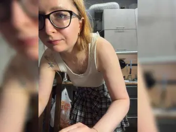 Emma4coy  live sex cam